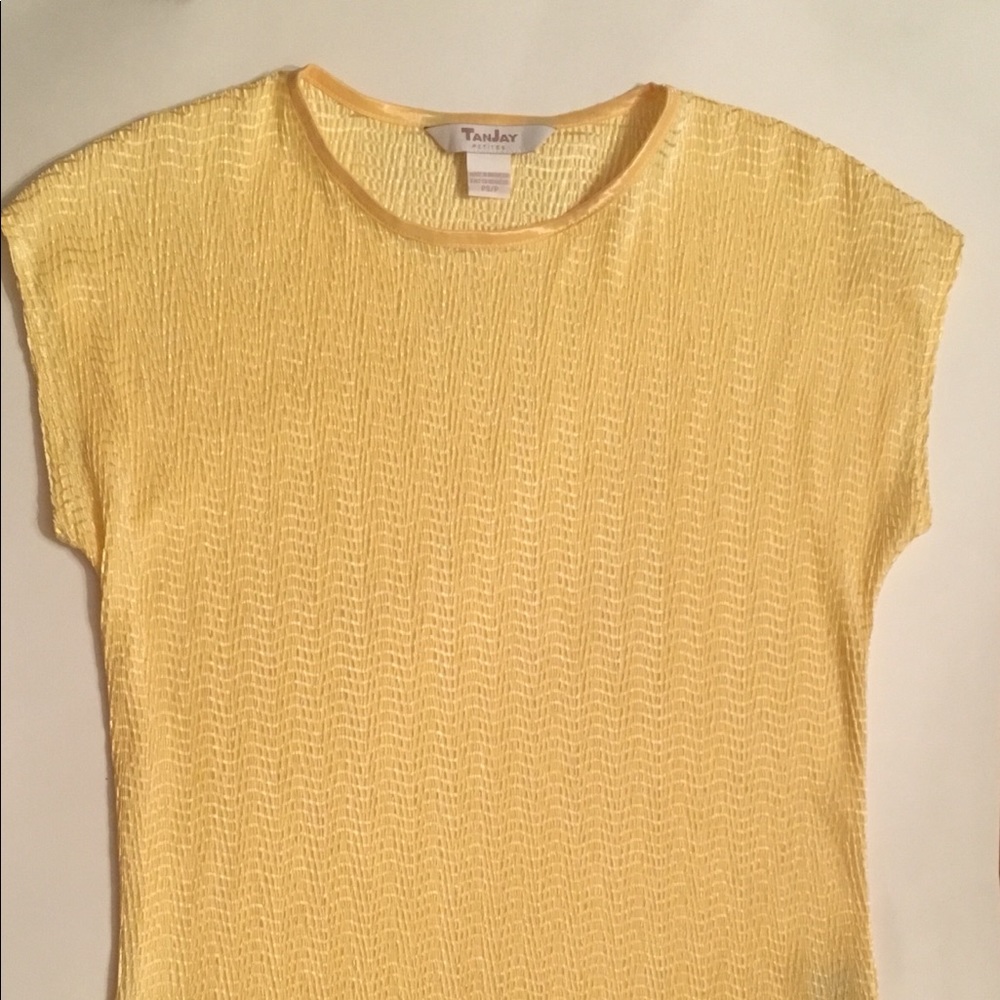 PS/P TANJAY Sleeveless Scalloped Edge Tank Top